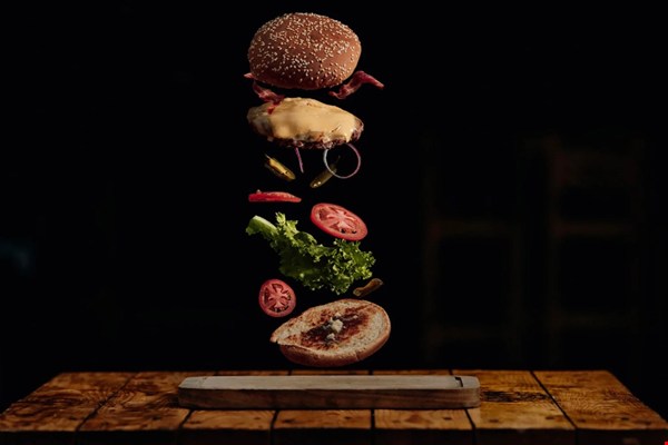 Wat eet je bij een hamburger?